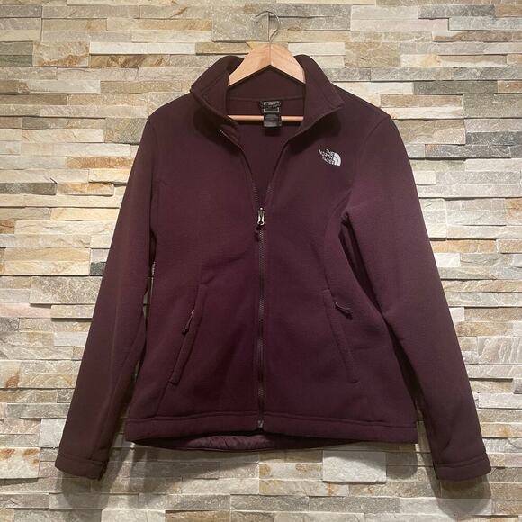 The North Face Women’s M Fleece Jacket | Plum Full Zip Outdoor Layer NWOT - Picture 1 of 10